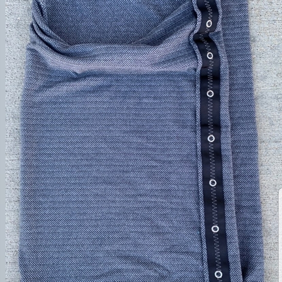 Iviva scarf - Picture 2 of 3